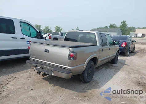 2004 Chevrolet S-10 Ls из США, поврежденный, VIN 1GCDT13X04K120642